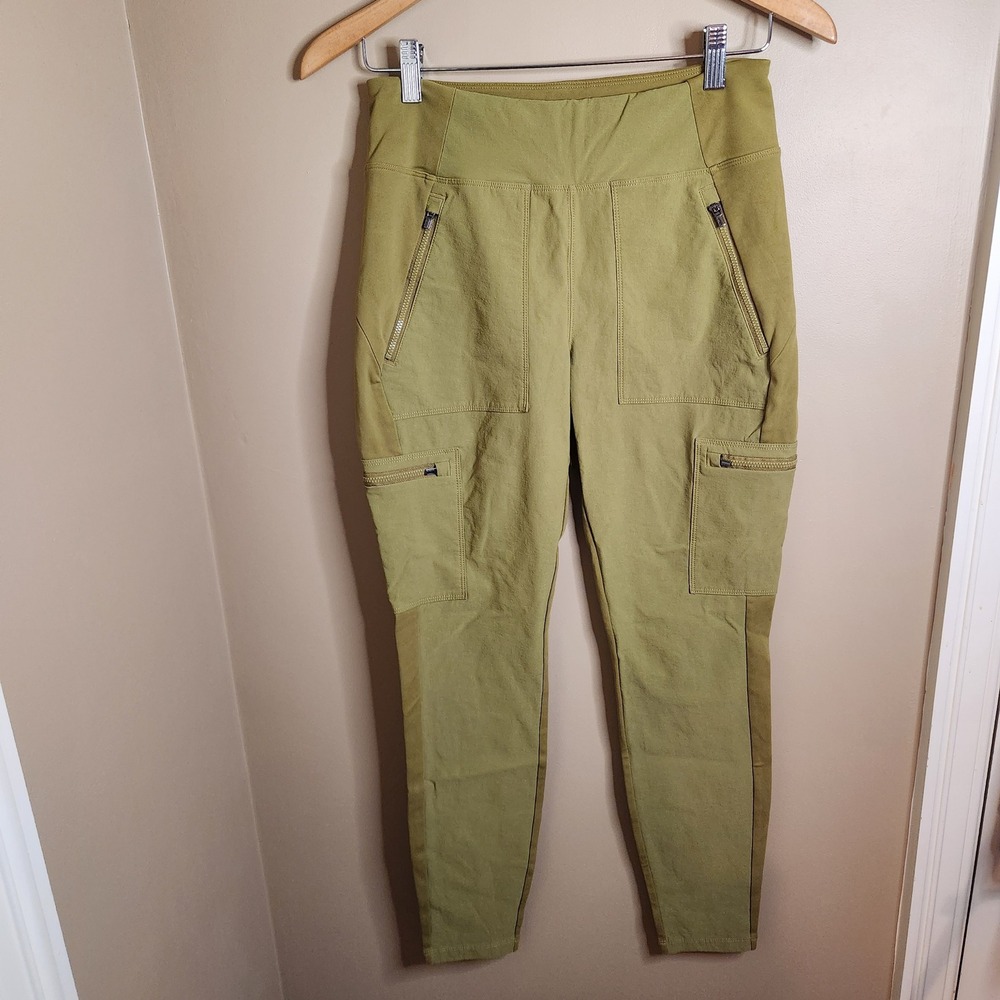 Athleta Headlands Hybrid Cargo Antque Gold Hiking Pants Size 6 982353